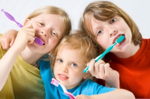 Come lavarsi i denti per i bambini