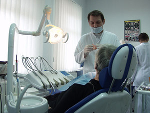 Alla reception dal dentista